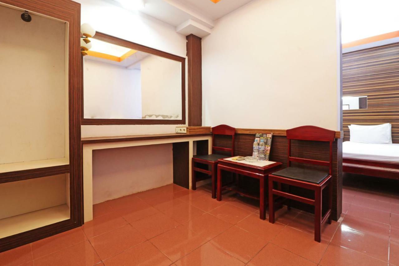 Mutiara Sari Hotel Makassar Extérieur photo