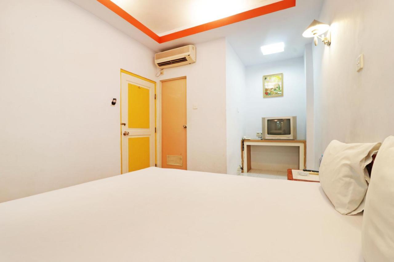 Mutiara Sari Hotel Makassar Extérieur photo